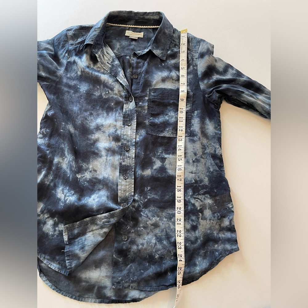 Anthropologie Blue Picro Tie-Dye Navy Classic Button Down Size Small - Picture 10 of 10